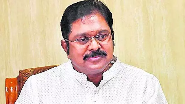 AIADMK कार्यकर्ताओं को एकजुट होना चाहिए: टी.टी.वी. दिनाकरन AIADMK कार्यकर्ताओं को एकजुट होना चाहिए: टी.टी.वी. दिनाकरन