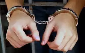 Up News:मिनरल वाटर के नामपर ‘जहर’ की तस्करी Up News:मिनरल वाटर के नामपर ‘जहर’ की तस्करी