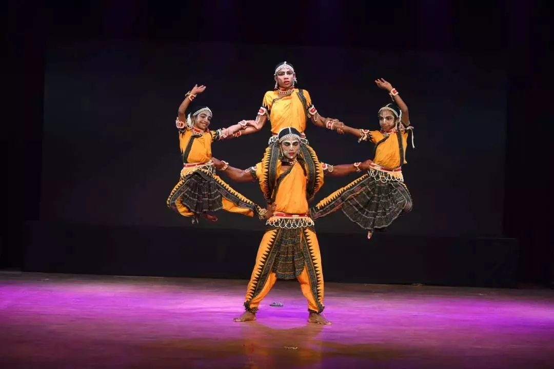 Odisha : राज्य स्तरीय गोटीपुआ नृत्य महोत्सव शुरू Odisha : राज्य स्तरीय गोटीपुआ नृत्य महोत्सव शुरू