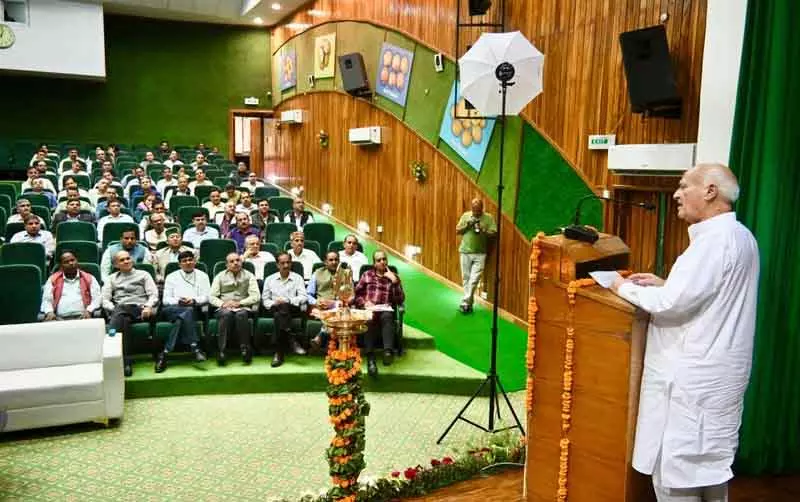 Himachal: भविष्य के लिए खेती, लाभदायक कृषि के लिए राज्य का नया रोडमैप Himachal: भविष्य के लिए खेती, लाभदायक कृषि के लिए राज्य का नया रोडमैप