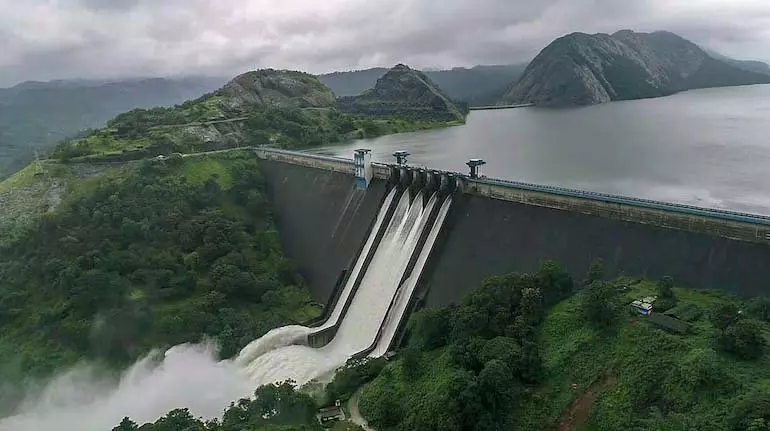Idukki, चेरुथोनी बांध सोमवार से पर्यटकों के लिए खोले जाएंगे Idukki, चेरुथोनी बांध सोमवार से पर्यटकों के लिए खोले जाएंगे