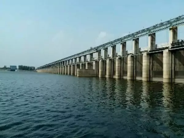 छत्तीसगढ़, Odisha ने शुरू की महानदी जल विवाद सुलझाने की पहल छत्तीसगढ़, Odisha ने शुरू की महानदी जल विवाद सुलझाने की पहल