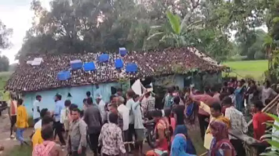 Odisha: गांवों में शराब दुकानों के खिलाफ जनआंदोलन Odisha: गांवों में शराब दुकानों के खिलाफ जनआंदोलन