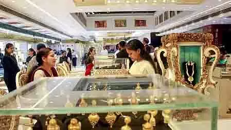 इस हफ्ते सोना 3,000 रुपये से अधिक चढ़ा, चांदी 1.17 लाख रुपये के पार इस हफ्ते सोना 3,000 रुपये से अधिक चढ़ा, चांदी 1.17 लाख रुपये के पार