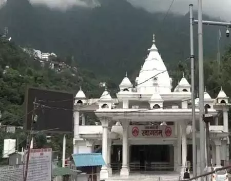 श्री माता वैष्णो देवी यात्रा लगातार छठे दिन स्थगित श्री माता वैष्णो देवी यात्रा लगातार छठे दिन स्थगित