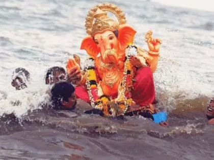 प्राकृतिक जल स्रोतों में पर्यावरण अनुकूल मूर्तियों के विसर्जन की अनुमति दी गई प्राकृतिक जल स्रोतों में पर्यावरण अनुकूल मूर्तियों के विसर्जन की अनुमति दी गई