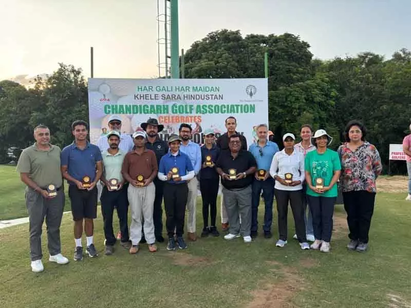 Chandigarh: ओजस्विनी ने ओपन पुटिंग गोल्फ स्पर्धा जीती Chandigarh: ओजस्विनी ने ओपन पुटिंग गोल्फ स्पर्धा जीती