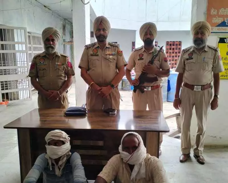 ‘Honor Killing’: दो संदिग्ध पुलिस के शिकंजे में, दो फरार ‘Honor Killing’: दो संदिग्ध पुलिस के शिकंजे में, दो फरार
