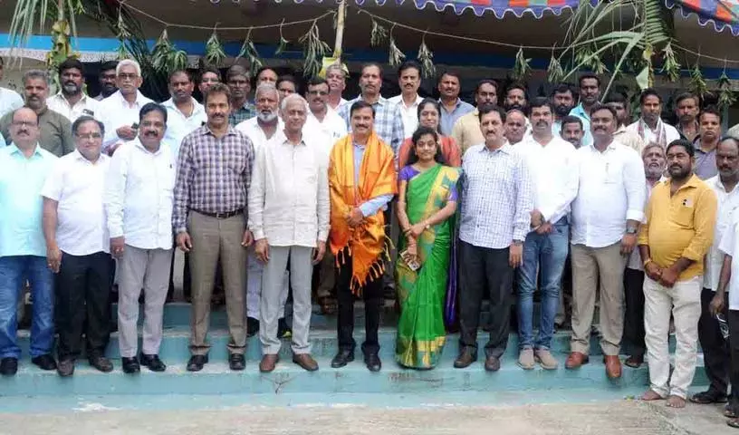 Kodada में एटीएस केंद्र बनेगा; ट्रक मालिकों को पूर्ण सहायता का वादा Kodada में एटीएस केंद्र बनेगा; ट्रक मालिकों को पूर्ण सहायता का वादा