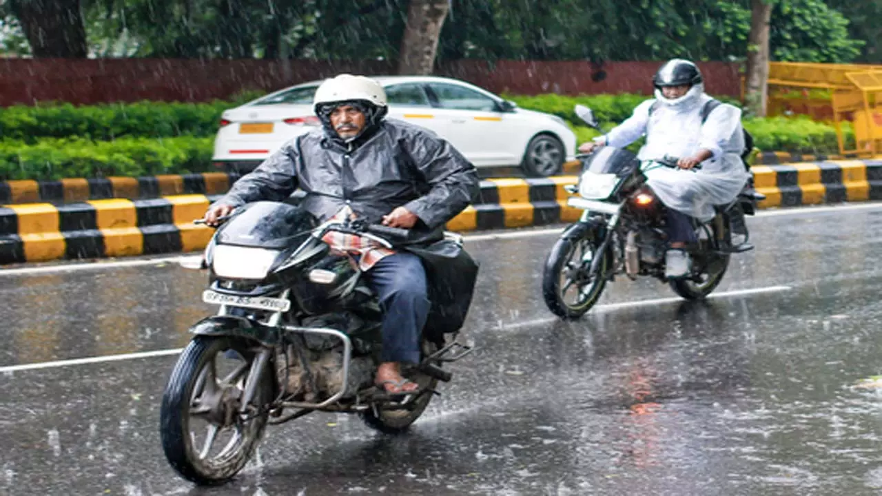 सितंबर में भारी बारिश का पूर्वानुमान, IMD ने जारी की मासिक रिपोर्ट सितंबर में भारी बारिश का पूर्वानुमान, IMD ने जारी की मासिक रिपोर्ट