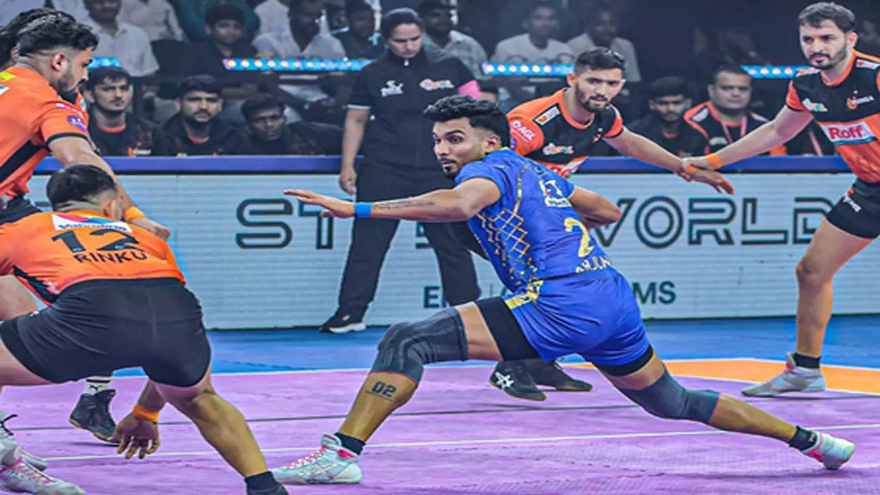 PKL12: यू मुंबा ने तमिल थलाइवाज को 36-33 से हराया PKL12: यू मुंबा ने तमिल थलाइवाज को 36-33 से हराया