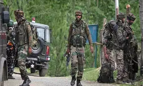 Jammu-Kashmir: आतंकी नेटवर्क को बड़ा झटका