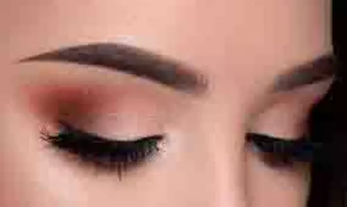 Beauty Tips:पतली-पतली आइब्रो को करें मोटा, बस अपनाएं ये आसान से नुस्खे Beauty Tips:पतली-पतली आइब्रो को करें मोटा, बस अपनाएं ये आसान से नुस्खे