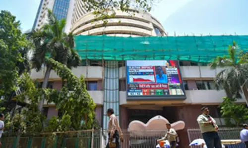 मार्केट आउटलुक: जीएसटी परिषद की बैठक, ऑटो सेल्स और वैश्विक आर्थिक आंकड़ों से तय होगा बाजार का रुख