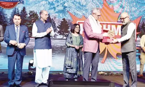 CM Omar अब्दुल्ला ने जम्मू-कश्मीर में HDFC बैंक की प्रगति की सराहना की CM Omar अब्दुल्ला ने जम्मू-कश्मीर में HDFC बैंक की प्रगति की सराहना की
