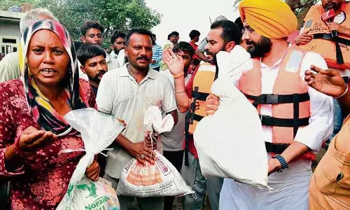 VIP के दौरे से बचाव में देरी, फाजिल्का में 10,000 लोग फंसे