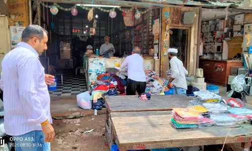 Haryana : रेवाड़ी में कूड़ा फेंकने के खिलाफ विशेष अभियान, 50 चालान जारी Haryana : रेवाड़ी में कूड़ा फेंकने के खिलाफ विशेष अभियान, 50 चालान जारी