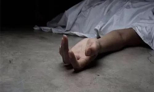 प्रेमिका द्वारा धोखा दिए जाने पर युवक ने विदेश में आत्महत्या कर ली