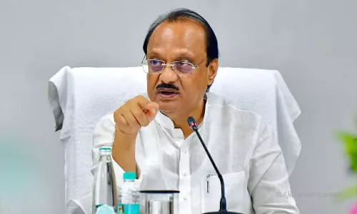 महाराष्ट्र सरकार मराठा आरक्षण मुद्दे को सुलझाने के लिए युद्धस्तर पर काम कर रही है:Deputy CM महाराष्ट्र सरकार मराठा आरक्षण मुद्दे को सुलझाने के लिए युद्धस्तर पर काम कर रही है:Deputy CM