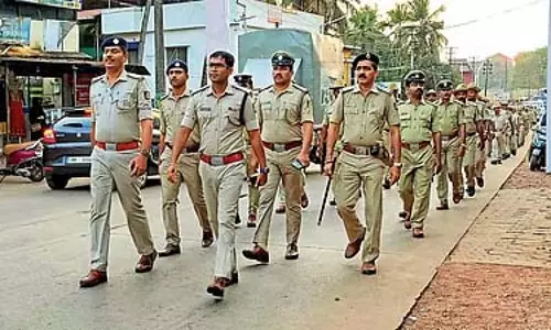पुलिस ने जुए के अड्डे का भंडाफोड़ किया, 17 लोगों पर संगठित अपराध का मामला दर्ज पुलिस ने जुए के अड्डे का भंडाफोड़ किया, 17 लोगों पर संगठित अपराध का मामला दर्ज