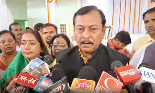NHM कर्मचारियों को मिला सांसद विजय बघेल का समर्थन NHM कर्मचारियों को मिला सांसद विजय बघेल का समर्थन