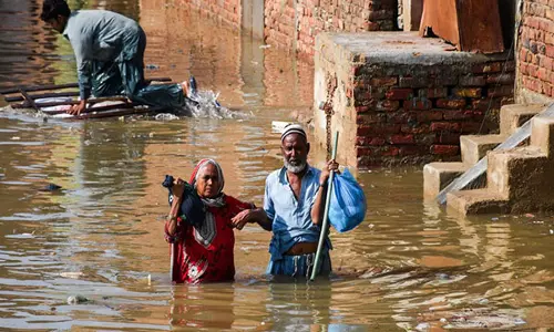 पाकिस्तान के Sindh में बाढ़ की स्थिति बिगड़ने से 16 लाख से अधिक लोग खतरे में