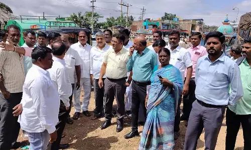 Dharampura : परिवहन बस स्टैंड के लिए स्थल निरीक्षण Dharampura : परिवहन बस स्टैंड के लिए स्थल निरीक्षण