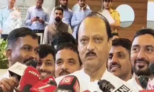 मराठा आरक्षण विवाद पर Ajit Pawar ने कहा, सरकार मुद्दे को सुलझाने के लिए युद्धस्तर पर काम कर रही मराठा आरक्षण विवाद पर Ajit Pawar ने कहा, सरकार मुद्दे को सुलझाने के लिए युद्धस्तर पर काम कर रही
