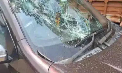 Bhubaneswar: हुक्का बार में हिंसक झड़प, 3 गंभीर रूप से घायल Bhubaneswar: हुक्का बार में हिंसक झड़प, 3 गंभीर रूप से घायल