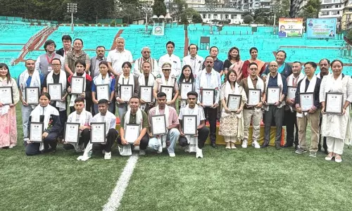 SKM स्पोर्ट्स विंग ने उपलब्धि हासिल करने वालों और हितधारकों को सम्मानित करते हुए SKM स्पोर्ट्स विंग ने उपलब्धि हासिल करने वालों और हितधारकों को सम्मानित करते हुए