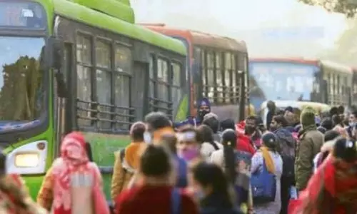 Thane परिवहन निगम वाहनों की कमी से जूझ रहा है, जिससे उसे प्रतिदिन पांच लाख रुपये का नुकसान हो रहा Thane परिवहन निगम वाहनों की कमी से जूझ रहा है, जिससे उसे प्रतिदिन पांच लाख रुपये का नुकसान हो रहा