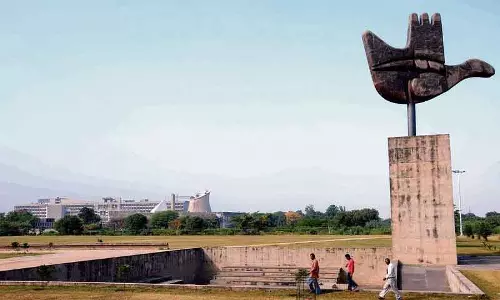 Panchkula से जोड़ने वाली प्रस्तावित सड़क को पर्यावरण संबंधी बाधाओं का सामना करना पड़ रहा Panchkula से जोड़ने वाली प्रस्तावित सड़क को पर्यावरण संबंधी बाधाओं का सामना करना पड़ रहा