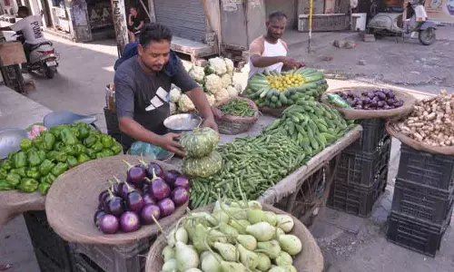 Himachal में बाढ़ और भूस्खलन से अमृतसर में सब्जी आपूर्ति श्रृंखला प्रभावित Himachal में बाढ़ और भूस्खलन से अमृतसर में सब्जी आपूर्ति श्रृंखला प्रभावित