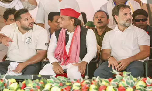 बिहार वोटर अधिकार यात्रा का समापन: गांधी से अंबेडकर मार्च और पटना में विशाल रैली