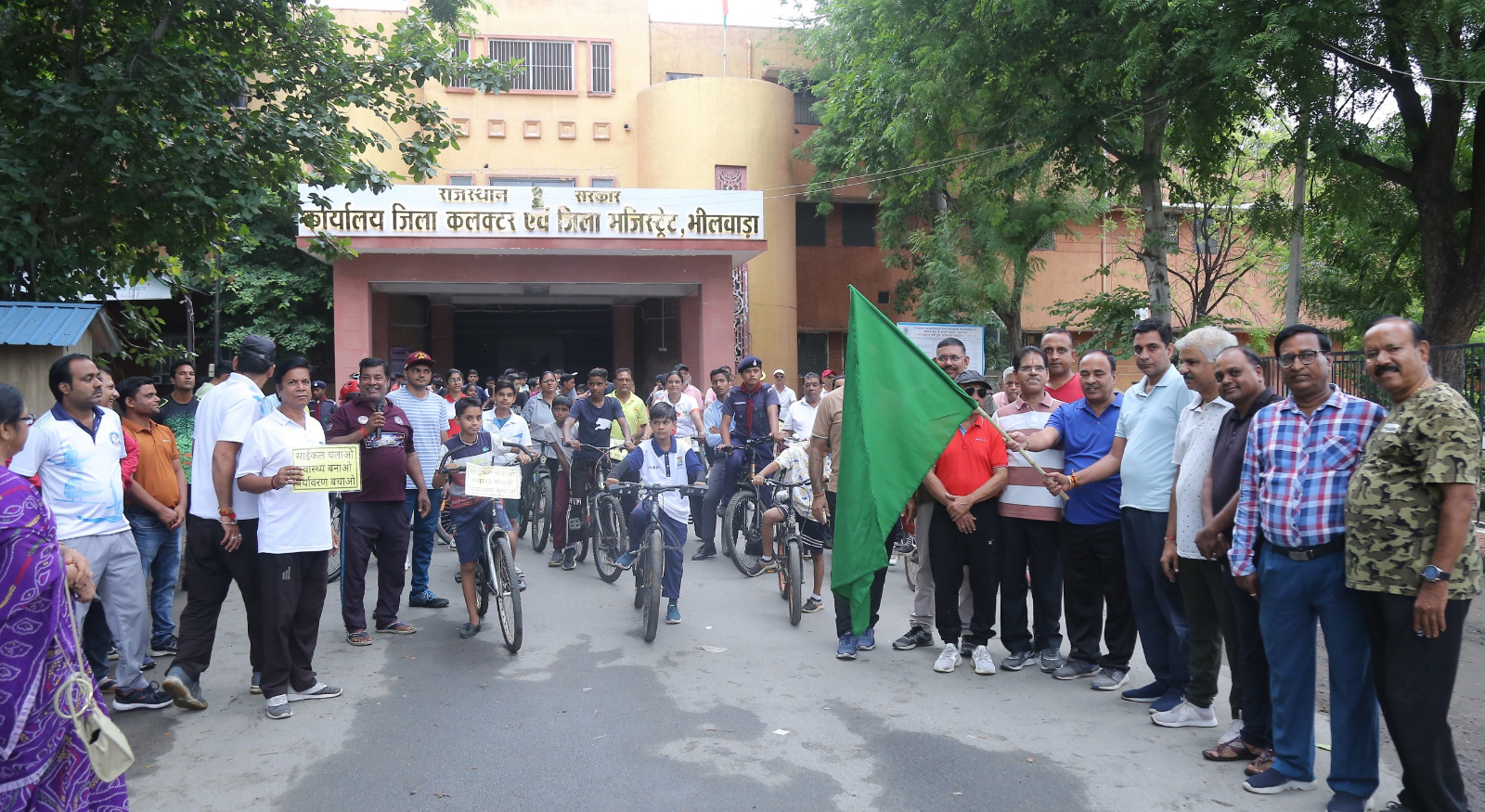 राष्ट्रीय खेल दिवस की गतिविधियों में भीलवाड़ा साइकिल क्लब ने निभाई जनभागीदारी, निकाली फिटनेस साइकिल रैली