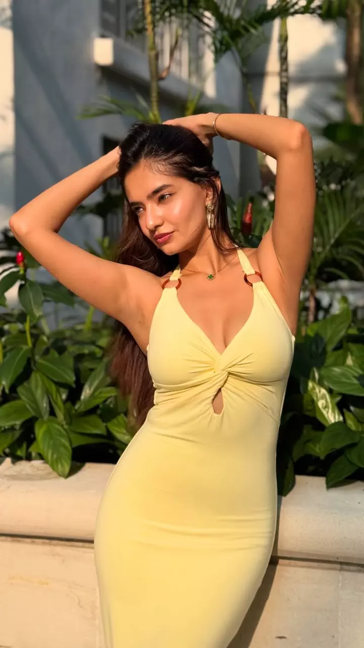 Anushka Sen का कातिलाना अंदाज़ VIRAL