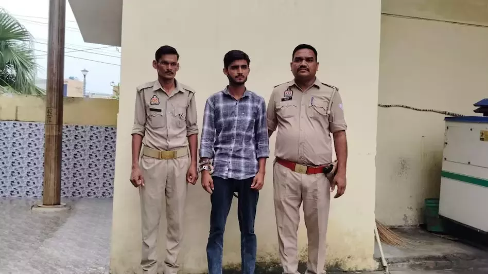 नर्स हत्याकांड में प्रेमी गिरफ्तार, वारदात में सहयोग करने वाला भी दबोचा गया नर्स हत्याकांड में प्रेमी गिरफ्तार, वारदात में सहयोग करने वाला भी दबोचा गया