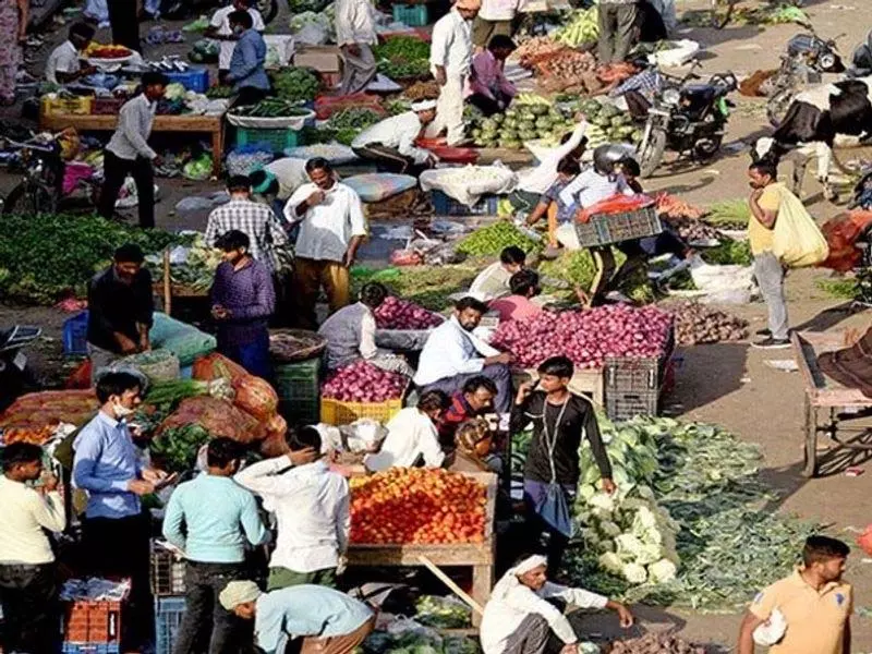 लाहौर में बाढ़ से आपूर्ति बाधित, पाकिस्तान में खाद्य कीमतों में बढ़ोतरी लाहौर में बाढ़ से आपूर्ति बाधित, पाकिस्तान में खाद्य कीमतों में बढ़ोतरी