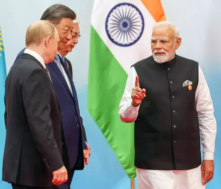 एससीओ शिखर सम्मेलन : सदस्य देशों ने की पहलगाम आतंकी हमले की निंदा, कहा- दोहरे मापदंड अस्वीकार्य एससीओ शिखर सम्मेलन : सदस्य देशों ने की पहलगाम आतंकी हमले की निंदा, कहा- दोहरे मापदंड अस्वीकार्य