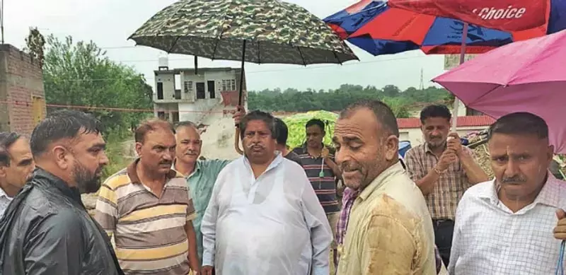 तैयारी की कमी से बाढ़ की स्थिति बिगड़ी: रमन भल्ला तैयारी की कमी से बाढ़ की स्थिति बिगड़ी: रमन भल्ला