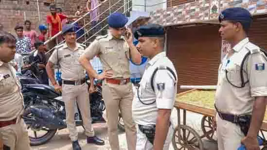 Delhi : इंस्टाग्राम पोस्ट विवाद में हत्या, 4 नाबालिग गिरफ्तार Delhi : इंस्टाग्राम पोस्ट विवाद में हत्या, 4 नाबालिग गिरफ्तार