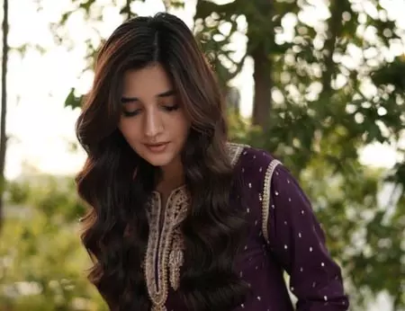 हो जाइए तैयार लूट मुबारक के लिए, कनिका मान ने दिया निमंत्रण! हो जाइए तैयार लूट मुबारक के लिए, कनिका मान ने दिया निमंत्रण!