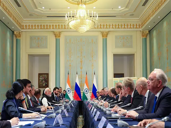 पुतिन ने कहा, SCO देशों को एकजुट करने का मंच पुतिन ने कहा, SCO देशों को एकजुट करने का मंच
