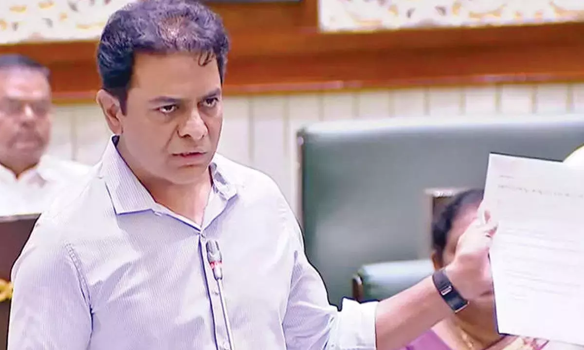 केवल संवैधानिक संशोधन से ही पिछड़े वर्गों को न्याय मिल सकता है: KTR केवल संवैधानिक संशोधन से ही पिछड़े वर्गों को न्याय मिल सकता है: KTR