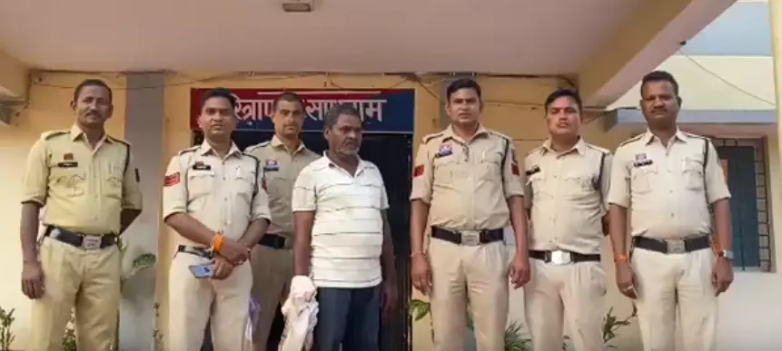 सरपंच की हरकत से पूरा गांव शर्मसार, महिला के साथ रेप की कोशिश सरपंच की हरकत से पूरा गांव शर्मसार, महिला के साथ रेप की कोशिश