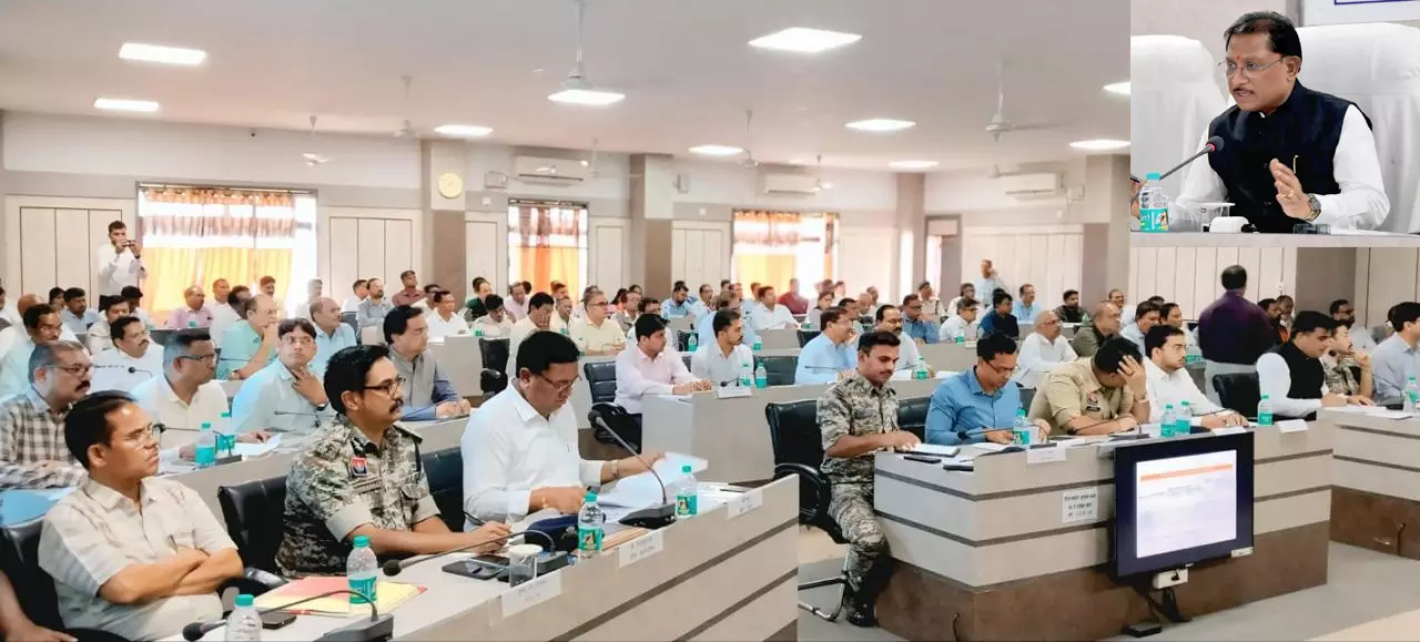 CM साय ने दंतेवाड़ा सहित सुकमा, बीजापुर और बस्तर जिलों के उच्चाधिकारियों की बैठक ली CM साय ने दंतेवाड़ा सहित सुकमा, बीजापुर और बस्तर जिलों के उच्चाधिकारियों की बैठक ली