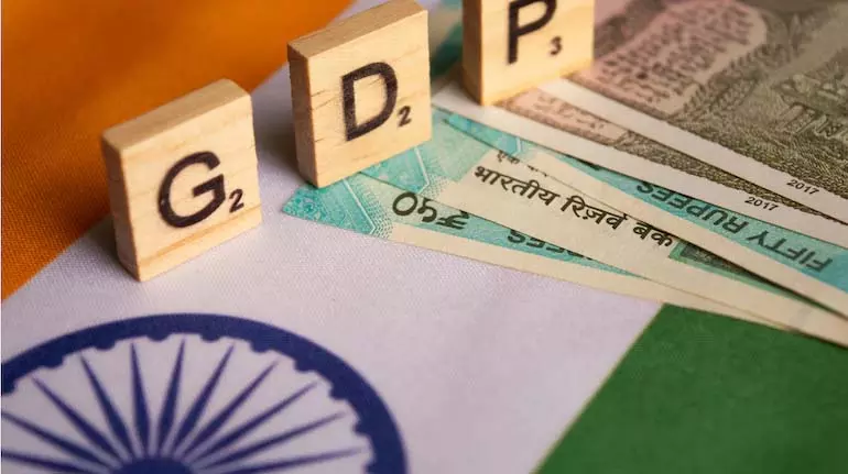August में आर्थिक गति जारी August में आर्थिक गति जारी