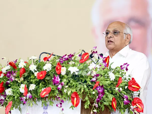 Gujarat सरकार ने नागरिकों को त्वरित आपातकालीन सेवाएं प्रदान करने की पहल की Gujarat सरकार ने नागरिकों को त्वरित आपातकालीन सेवाएं प्रदान करने की पहल की