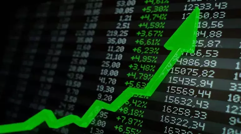 पहली तिमाही के जीडीपी आश्चर्य से Sensex, निफ्टी ने सितंबर की शुरुआत तेजी के साथ की पहली तिमाही के जीडीपी आश्चर्य से Sensex, निफ्टी ने सितंबर की शुरुआत तेजी के साथ की