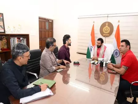 एक्टर जैकी भगनानी ने सीएम नायब सैनी से की मुलाकात, फिल्म सिटी बनाने पर हुई चर्चा एक्टर जैकी भगनानी ने सीएम नायब सैनी से की मुलाकात, फिल्म सिटी बनाने पर हुई चर्चा
